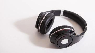 Top 10 Best Noise-Canceling Headphones for Immersive Sound