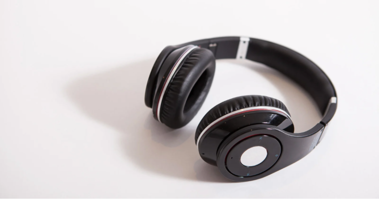 Top 10 Best Noise-Canceling Headphones for Immersive Sound